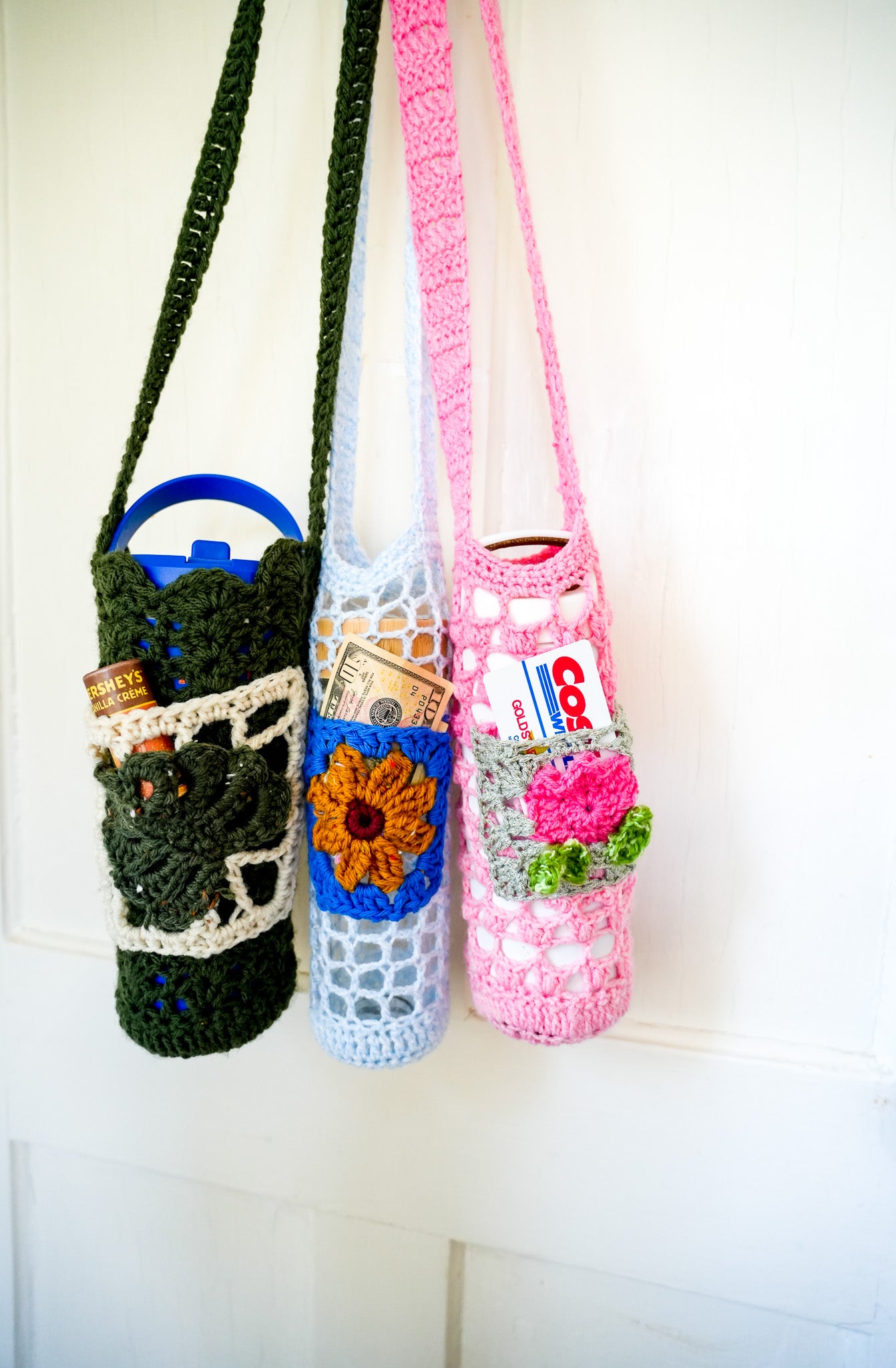 Tulip Field Water Bottle Sling